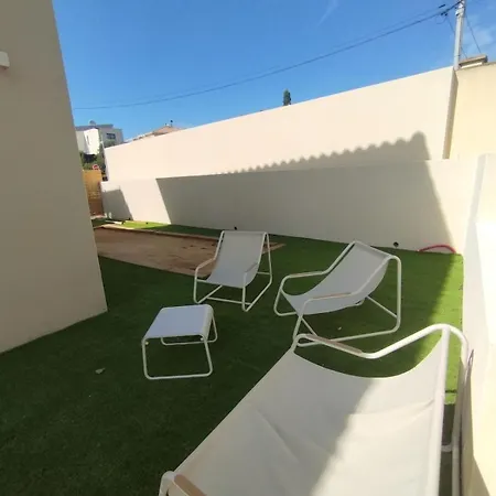 Maison De Avec Jardin Et Piscine 6 Personnes 3