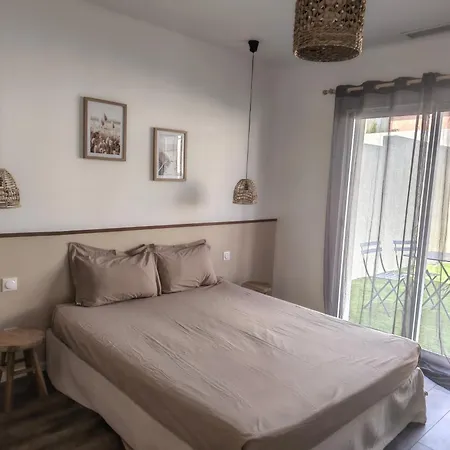Βίλα Maison De Avec Jardin Et Piscine 6 Personnes 3