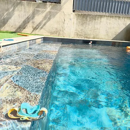 Maison De Avec Jardin Et Piscine 6 Personnes 3 Villa *